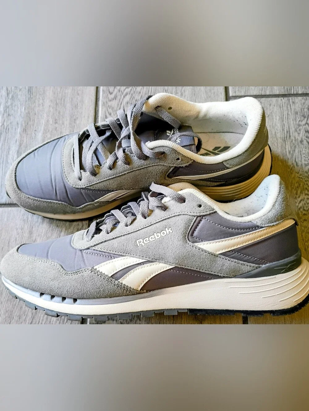 Men's Reebok Gray and White Athletic Sneakers Size 12